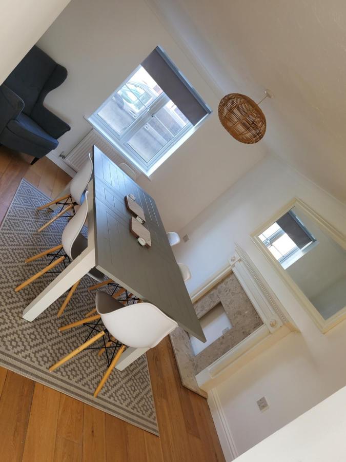 Villa Sunnyvale à Barry Extérieur photo